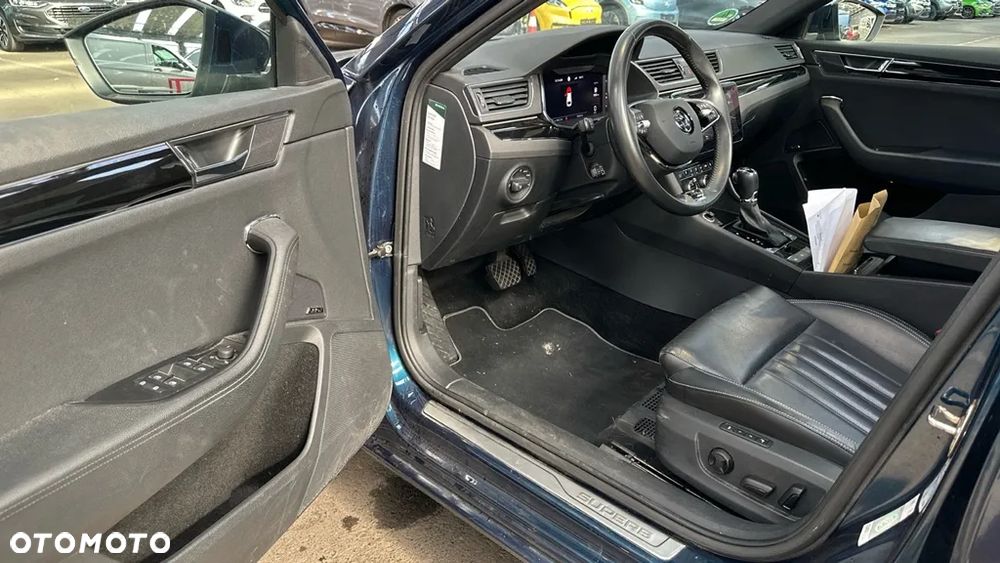 Skoda Superb 2.0 TDI SCR L&K DSG - 11