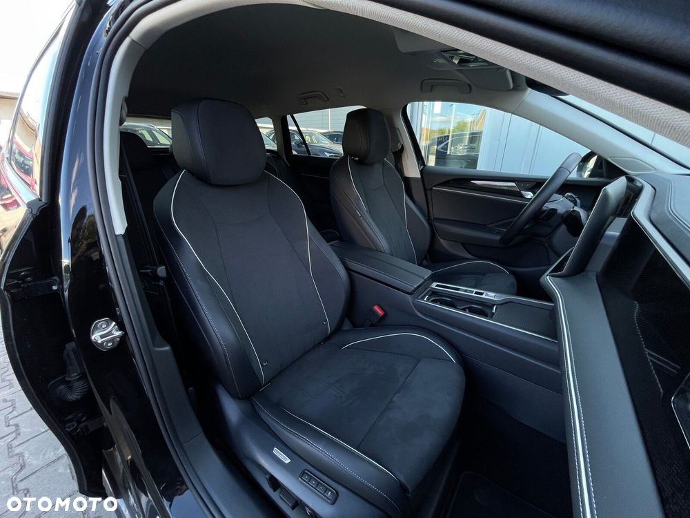 Volkswagen Passat Variant 1.5 TSI ACT mHEV Business DSG - 19