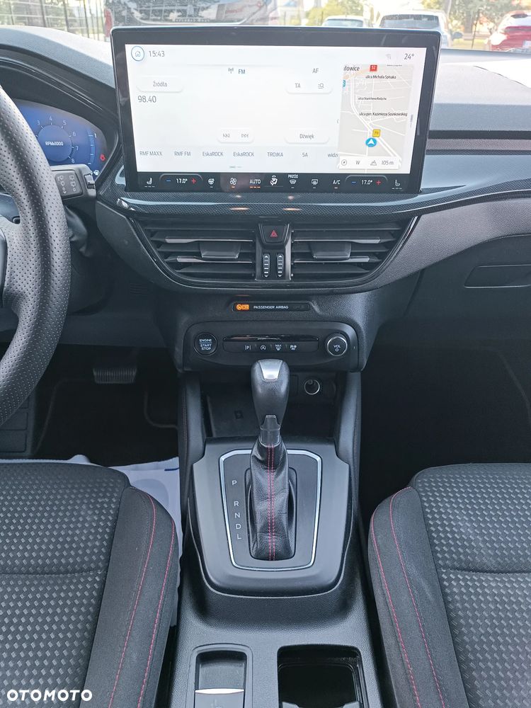 Ford Focus 1.0 EcoBoost mHEV ST-Line X - 13