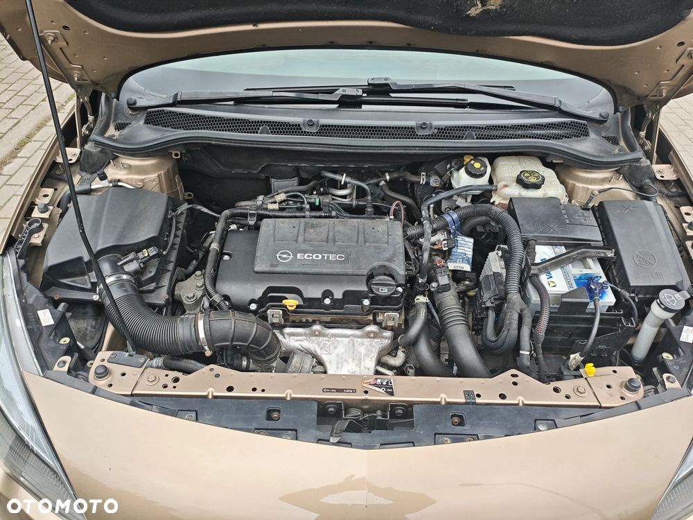 Opel Astra 1.4 Turbo Active - 30