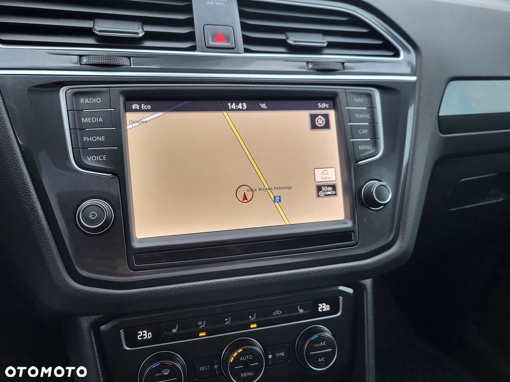 Volkswagen Tiguan 2.0 TDI SCR 4Motion (BlueMotion Techn.) DSG Highline - 18