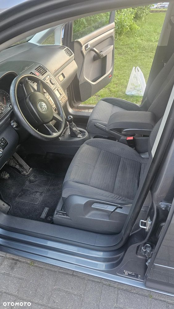 Volkswagen Touran 1.9 TDI Highline - 6