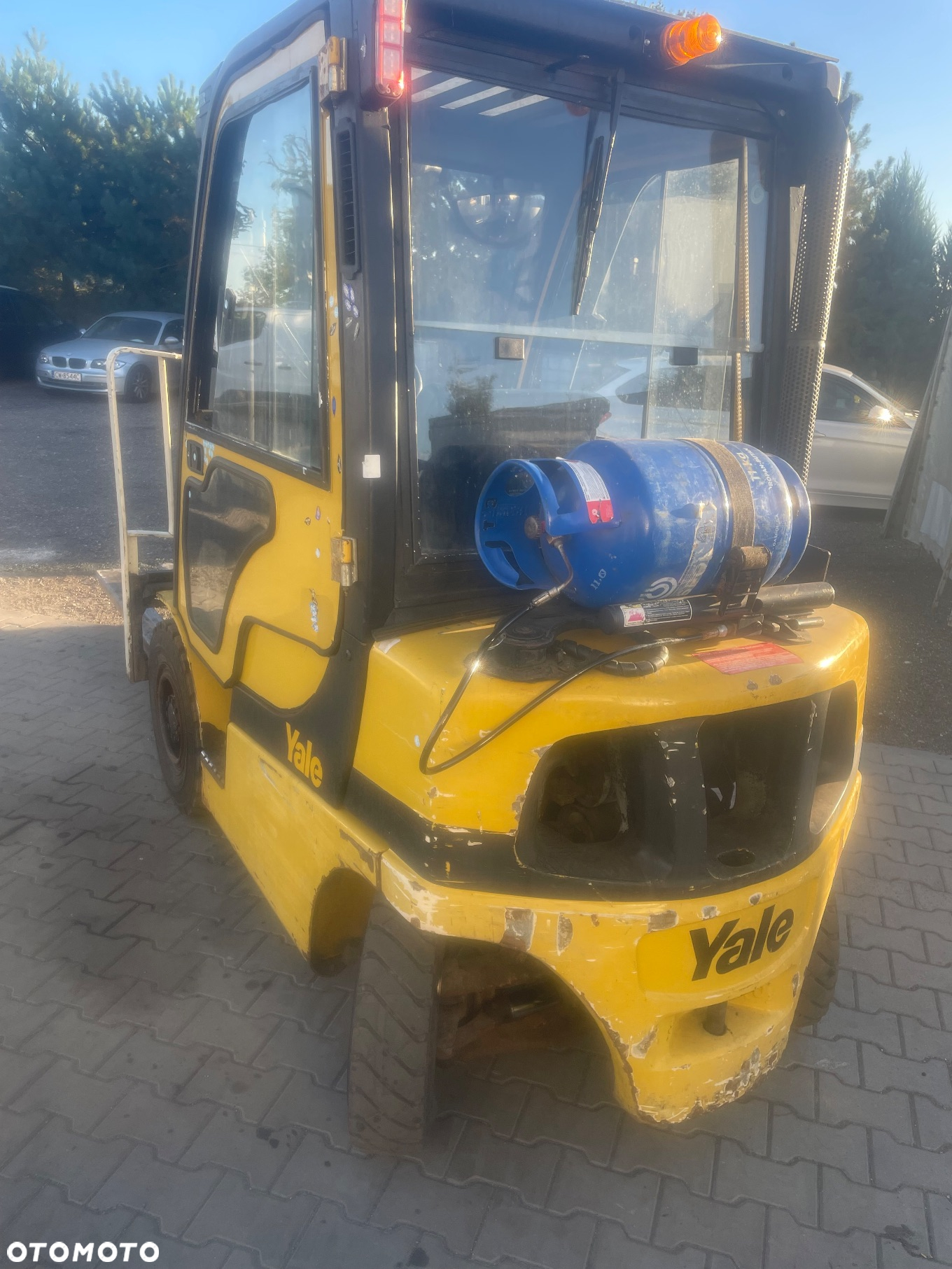 Yale - 3