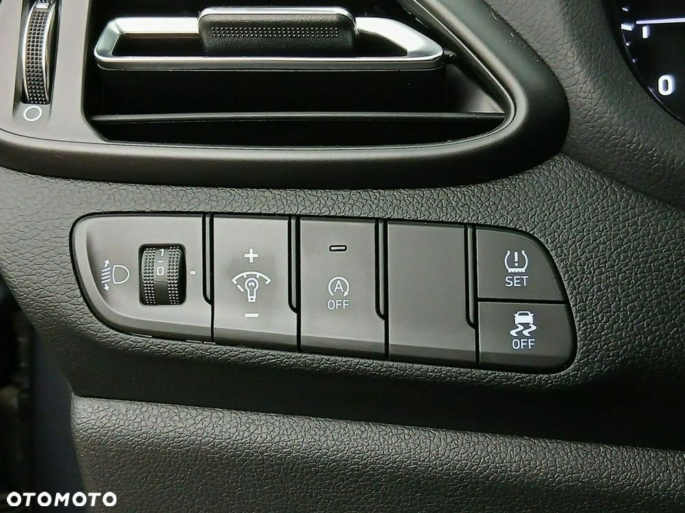 Hyundai i30 1.0 T-GDI Smart - 25