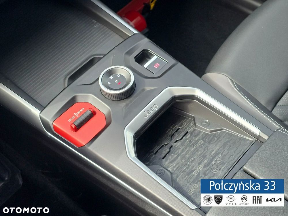 Jeep Compass - 25