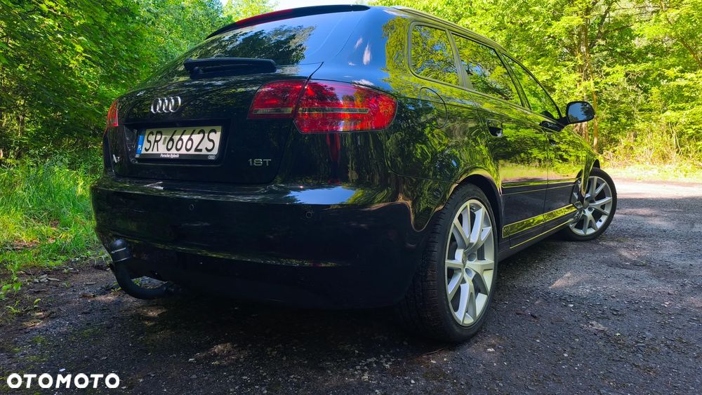 Audi A3 Sportback - 3
