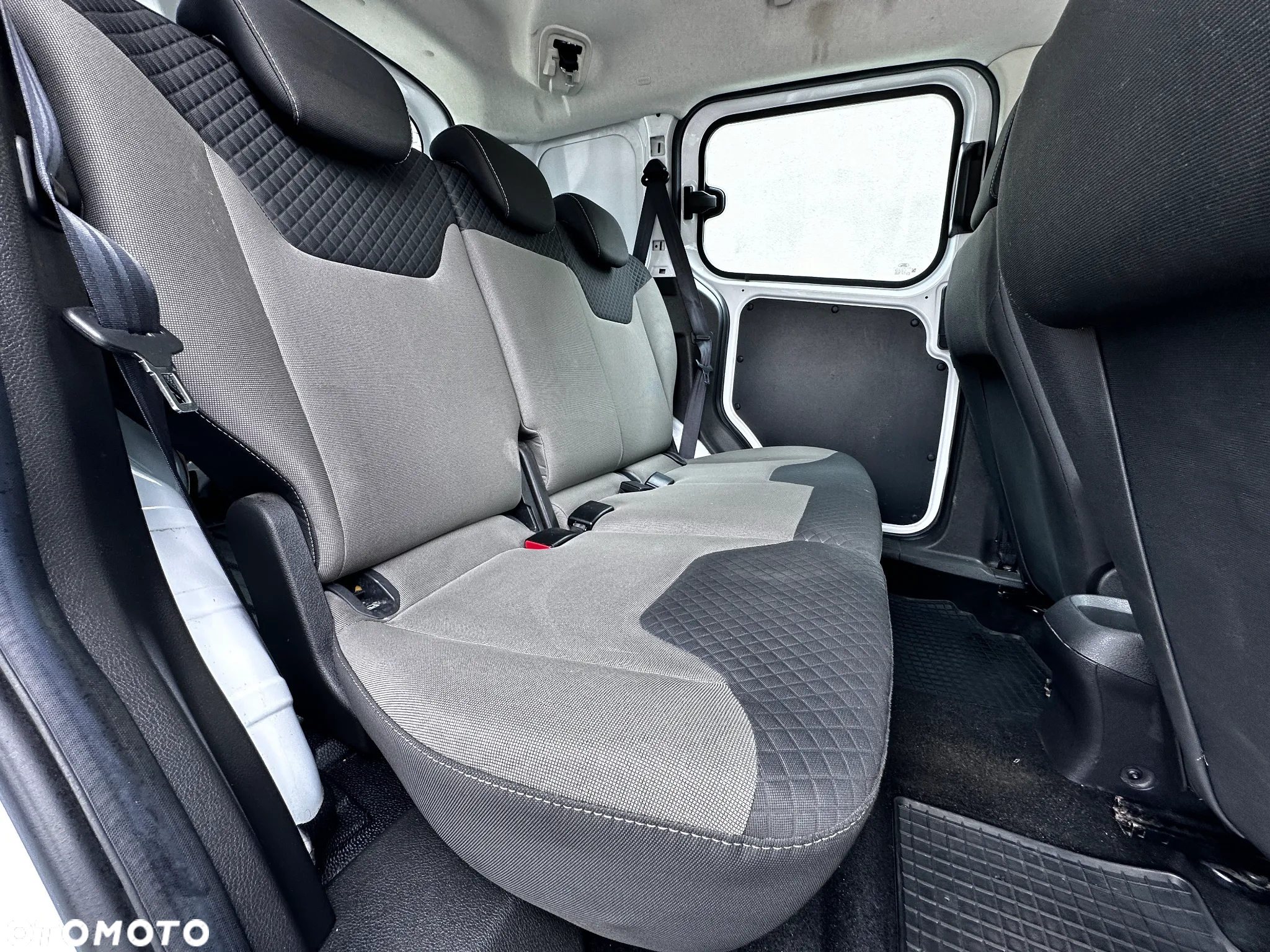Ford Transit Courier 1.5 TDCi Trend - 15