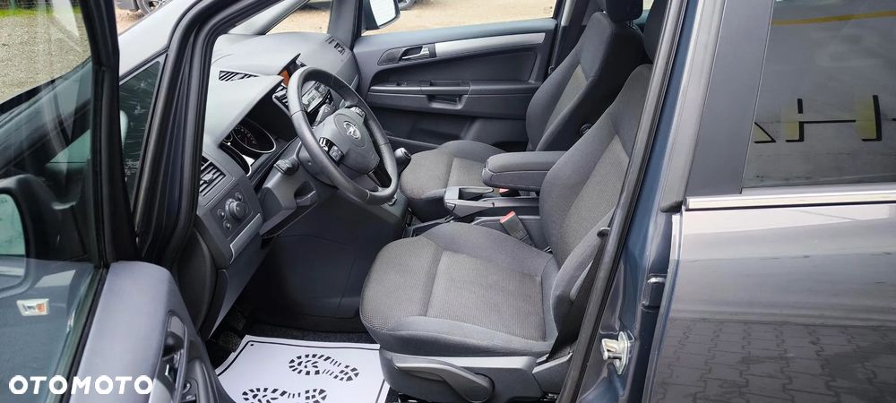 Opel Zafira 1.8 Sport - 9