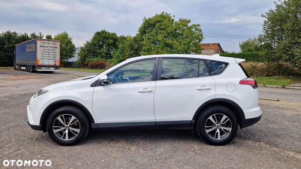 Toyota RAV4 2.0 D-4D Premium 4x2 - 4