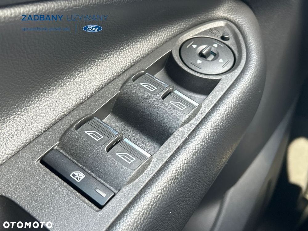 Ford Kuga 1.5 EcoBoost 2x4 ST-Line - 24