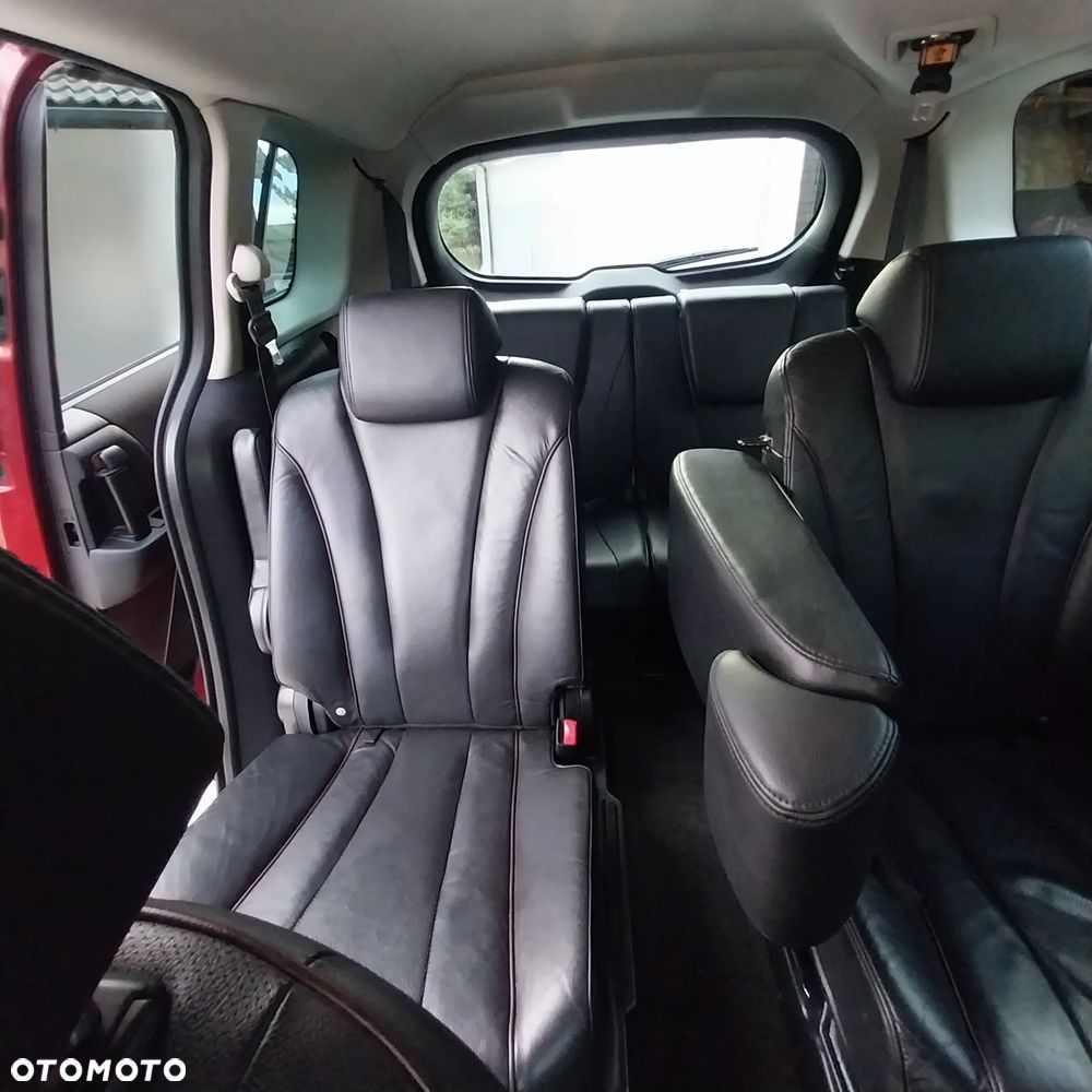 Mazda 5 - 27