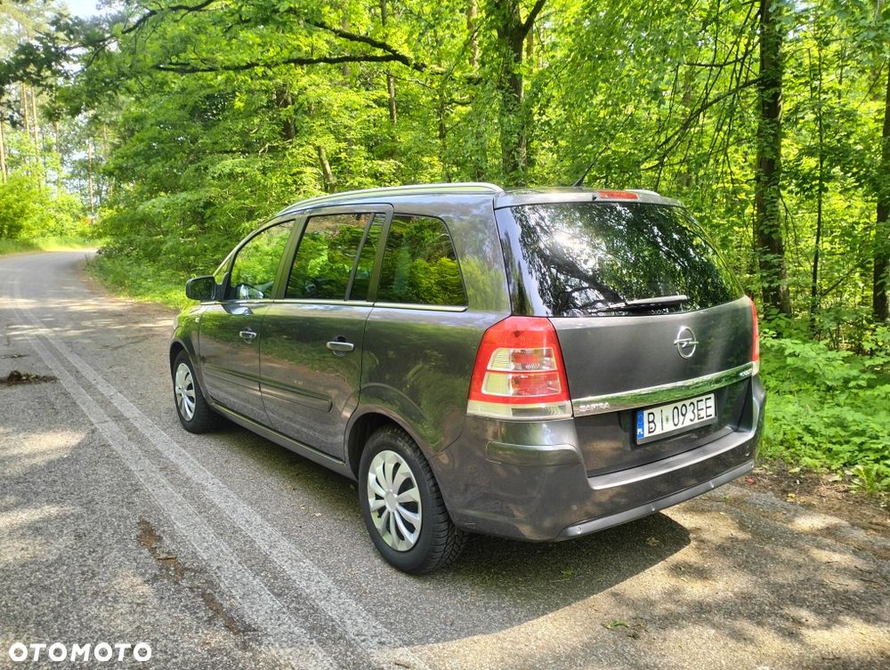 Opel Zafira - 3