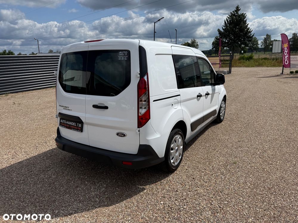 Ford Transit Connect - 11