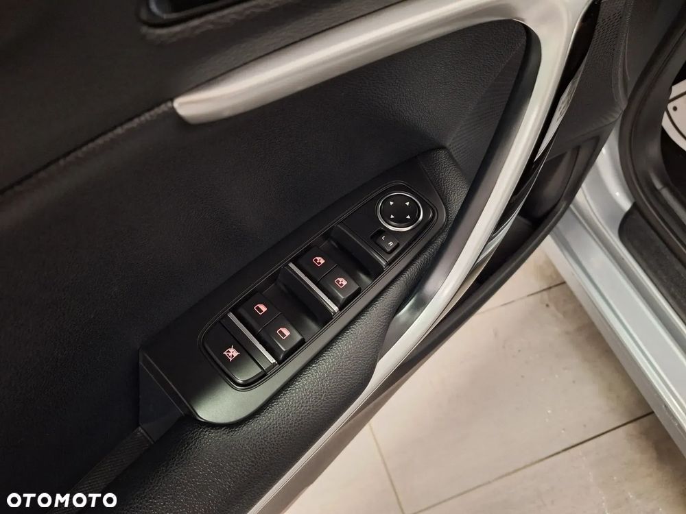 Kia Ceed 1.4 CVVT ISG Dream Team Edition - 27