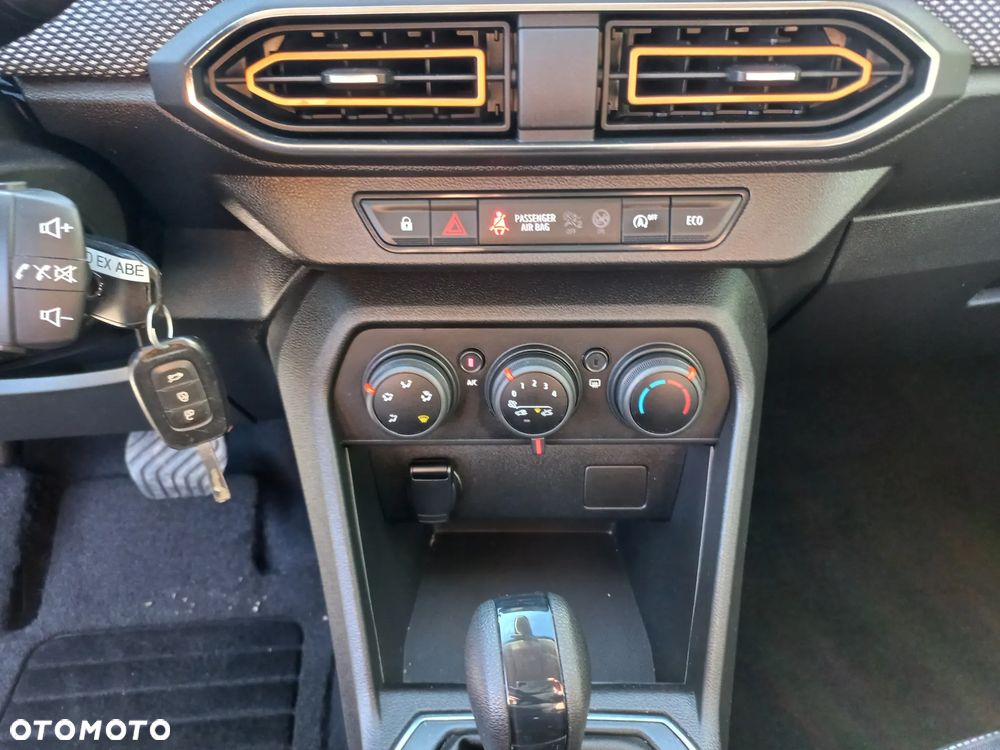 Dacia Sandero Stepway TCe 90 CVT Journey - 34