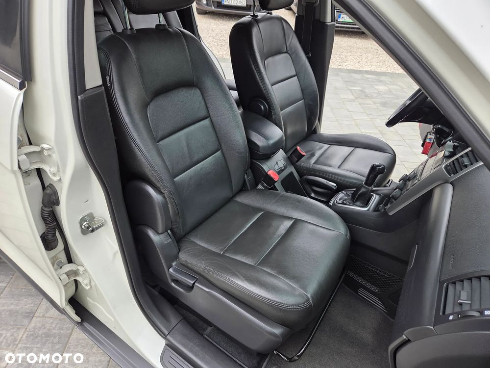 Chevrolet Captiva 2.0 d LS 5os 2WD - 23