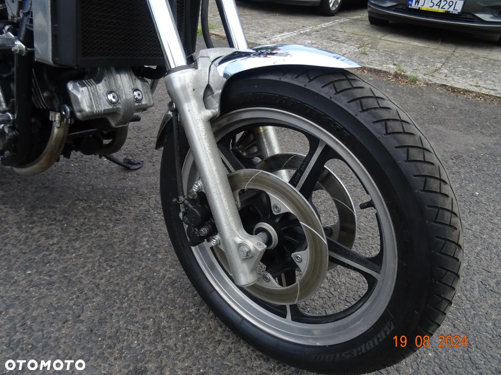 Honda VF - 6