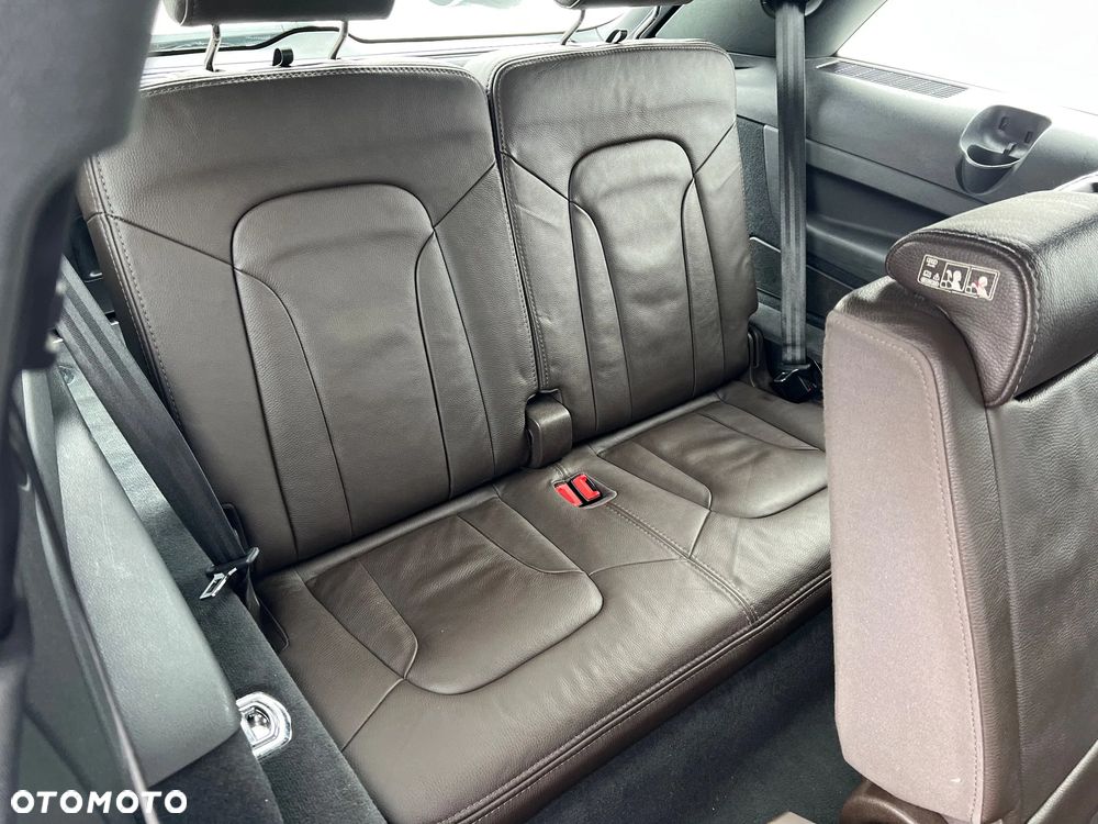 Audi Q7 - 32