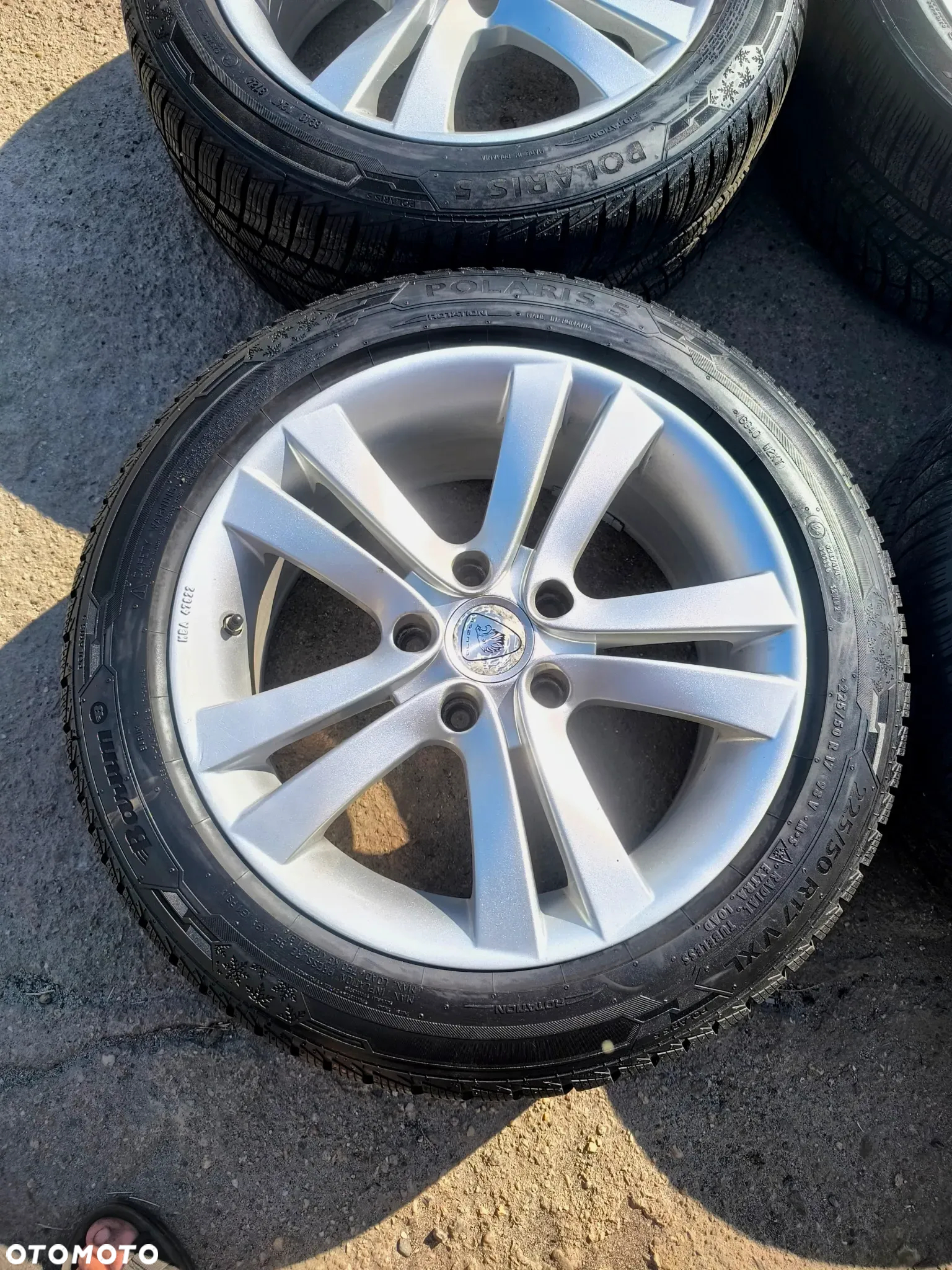 225/50R17 98H Opony Zimowe Zima HANKOO WINTER I*CEPT EVO2 5,5mm 21r. BARUM POLARIS 5 7,5mm 24r. Legnica ALU-RAD 225/50 - 10