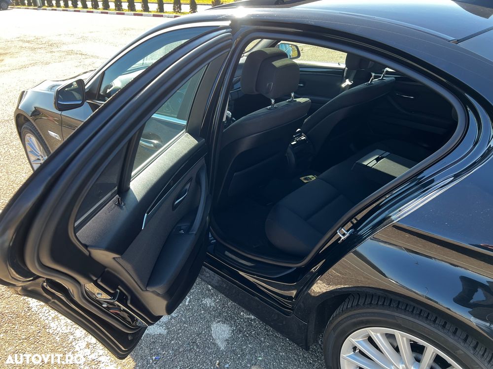 BMW Seria 5 520d Efficient Dynamics Edition - 17