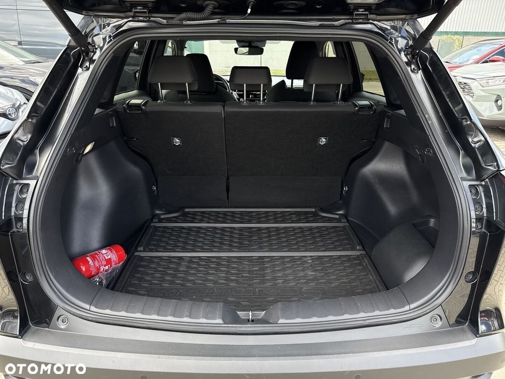Toyota Corolla Cross - 11