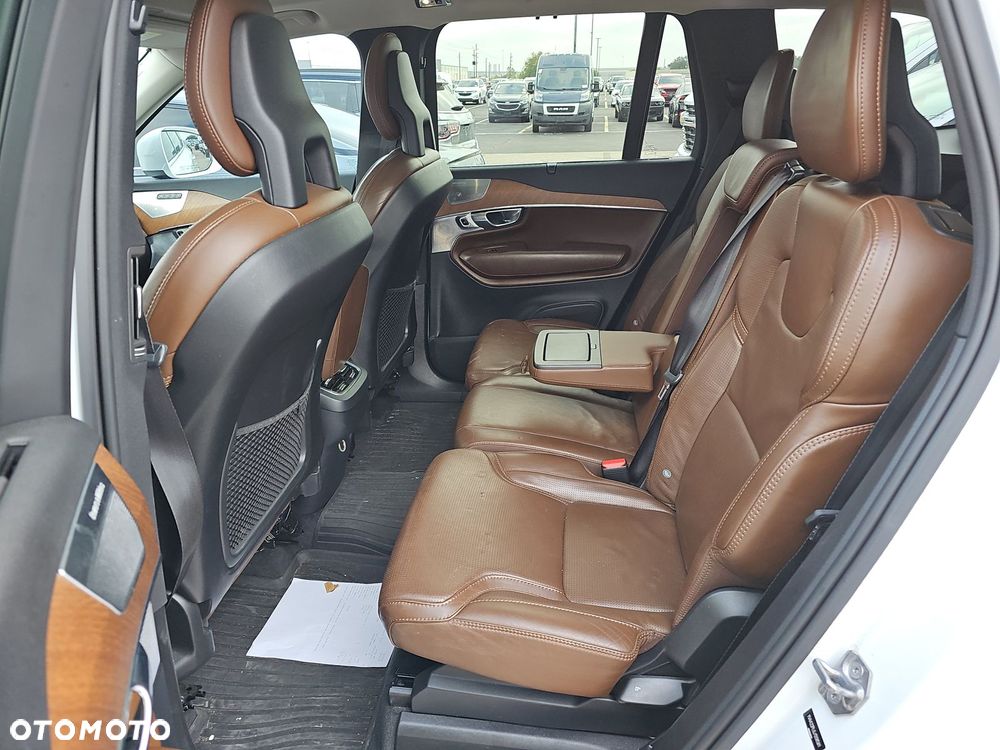 Volvo XC 90 - 18
