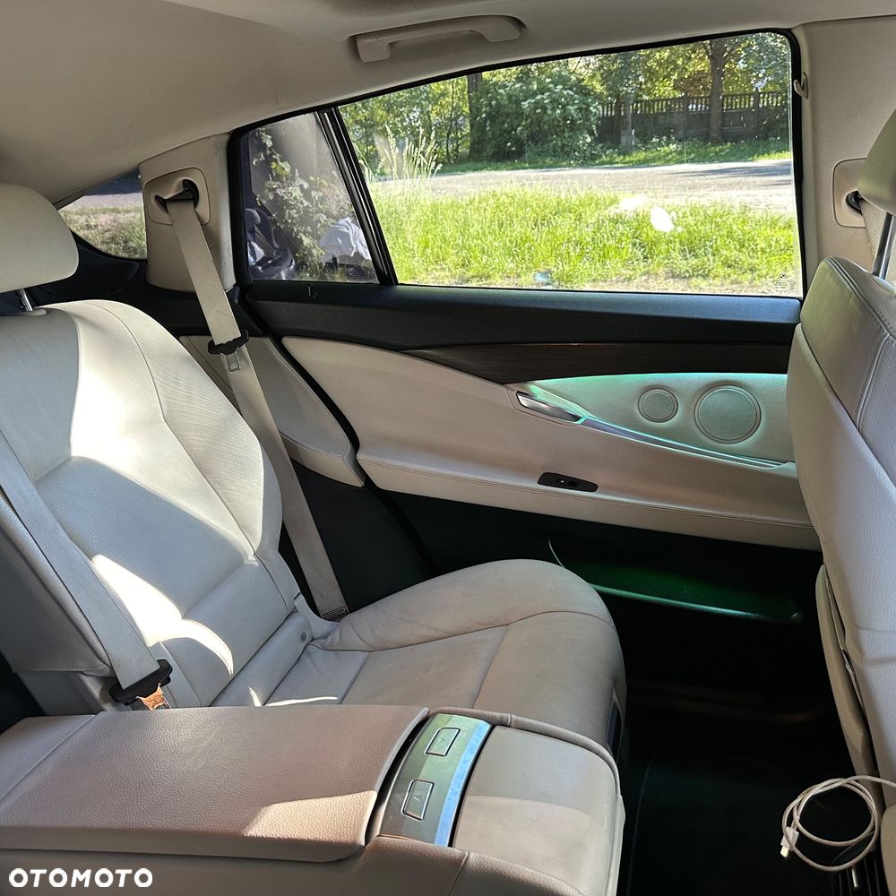 BMW Seria 5 - 21