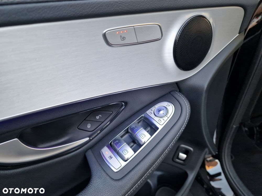 Mercedes-Benz GLC - 16