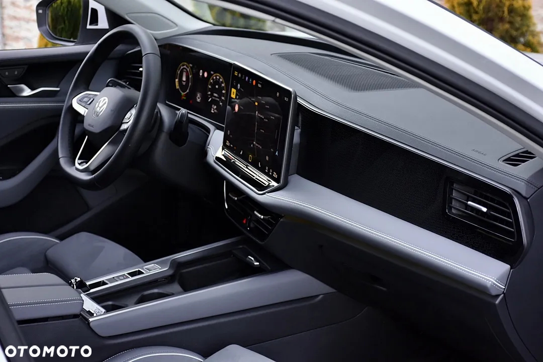 Volkswagen Passat 1.5 TSI eHybrid PHEV Elegance DSG - 25