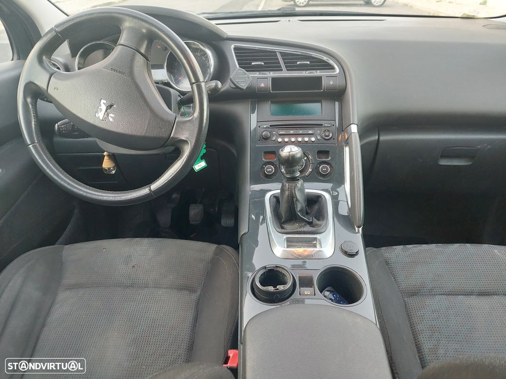 Peugeot 3008 1.6 HDi Executive - 7