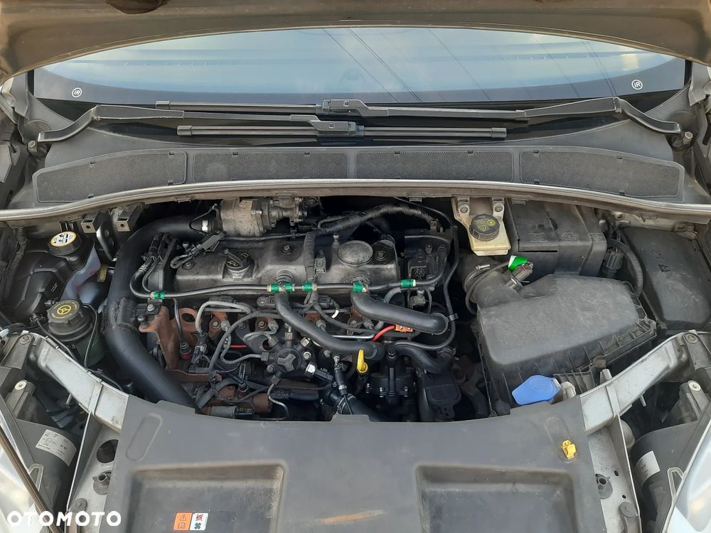 Ford Galaxy 1.8 TDCi Ghia - 28