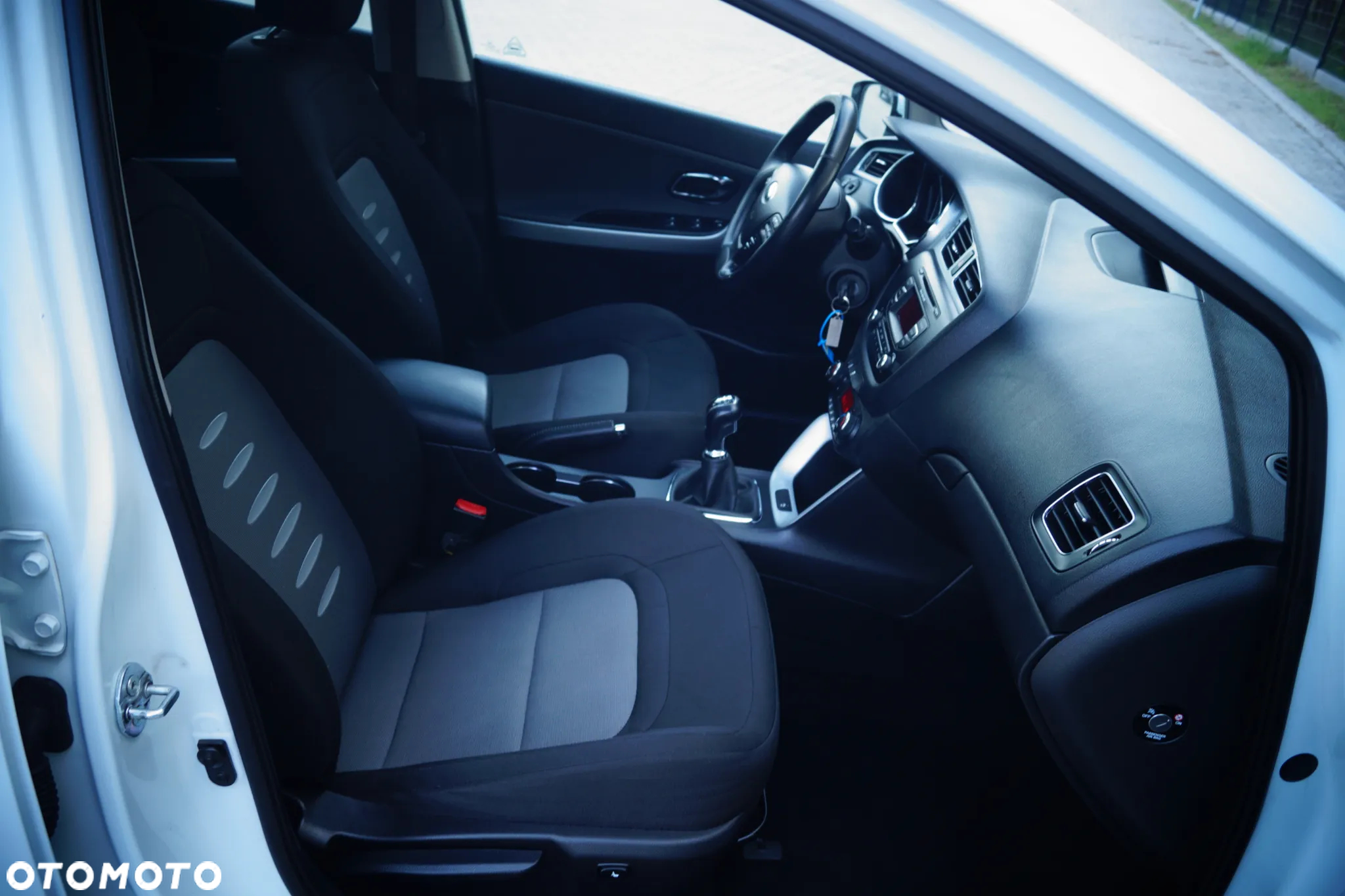 Kia Ceed Cee'd 1.6 GDI Business Line - 15