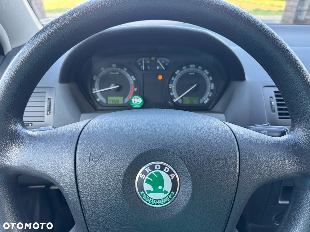 Skoda Fabia 2.0 Ambiente - 16