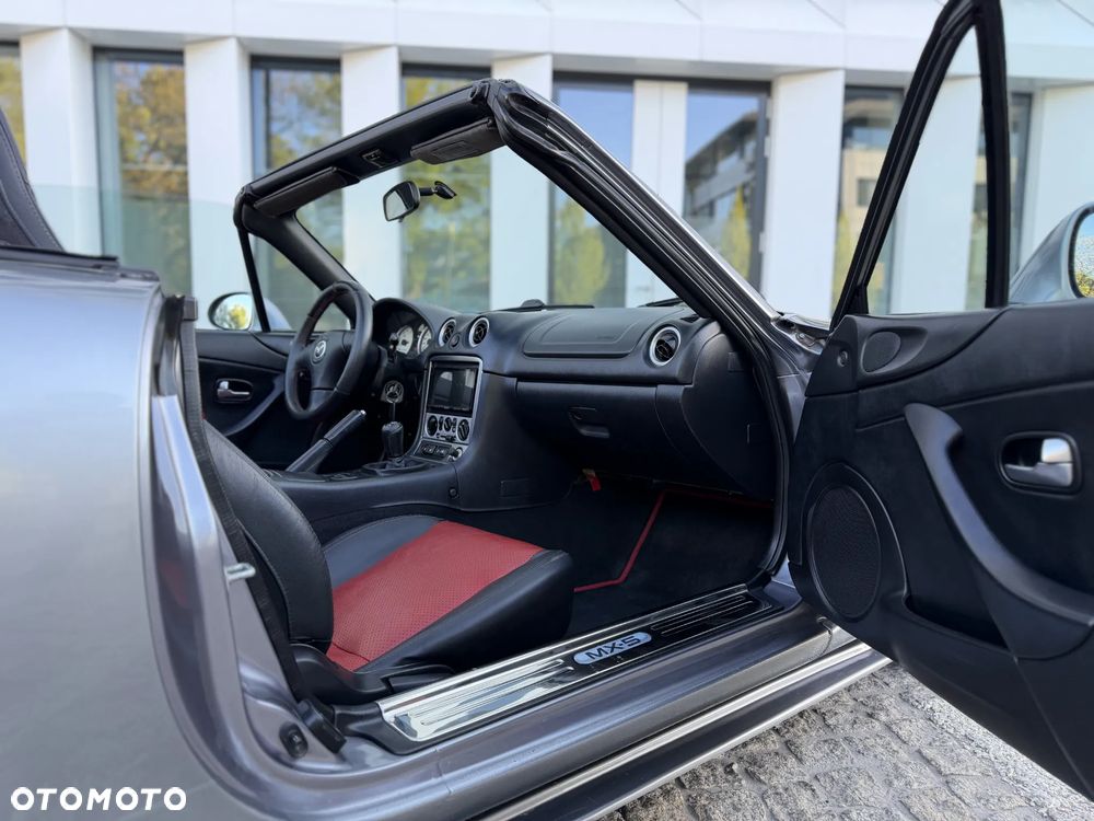 Mazda MX-5 1.9i 16V Unplugged - 17