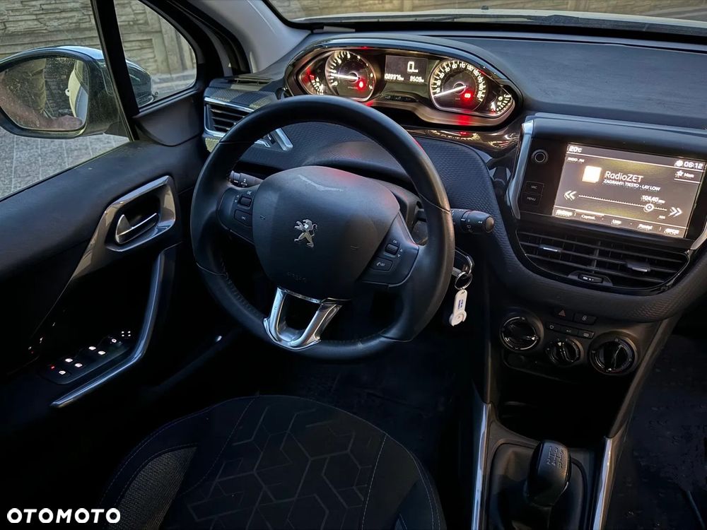 Peugeot 2008 PureTech 82 Allure - 6