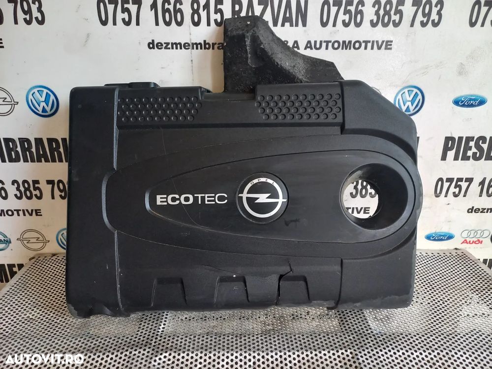 Capac Motor Opel Movano 2.3 Dci Euro 5 Mic Defect An 2012-2013-2014-2015-2016 - Dezmembrari Arad - 2