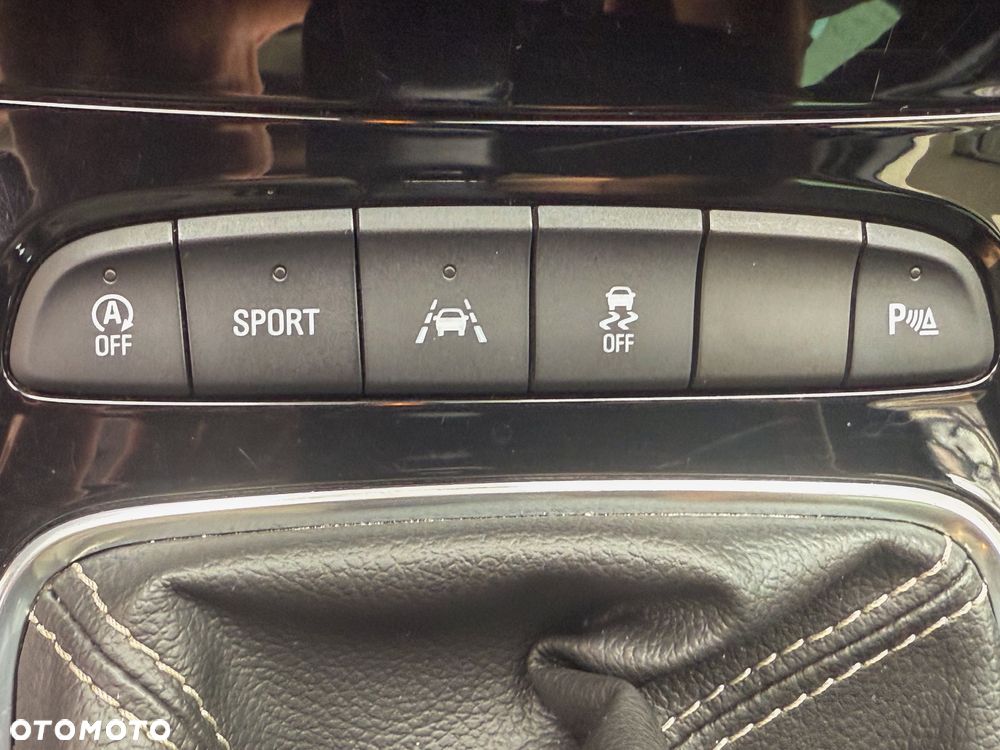 Opel Astra ver-1-4-turbo-dynamic - 17