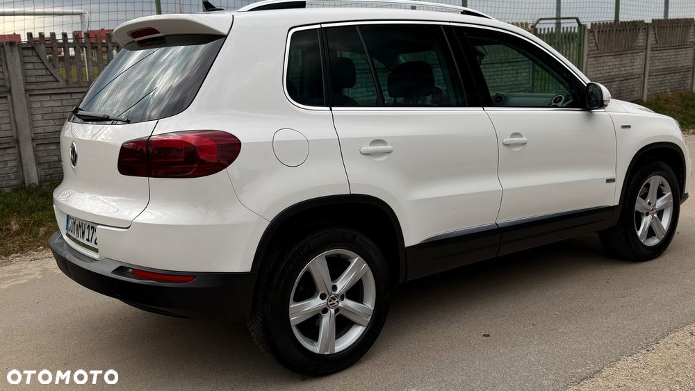 Volkswagen Tiguan 2.0 TDI 4Mot Perfectline R-Style DSG - 15