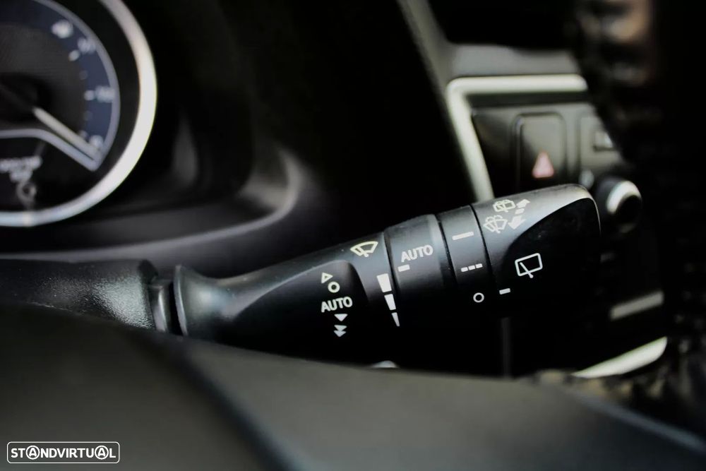 Toyota Auris 1.4 D-4D Exclusive+Navi - 20