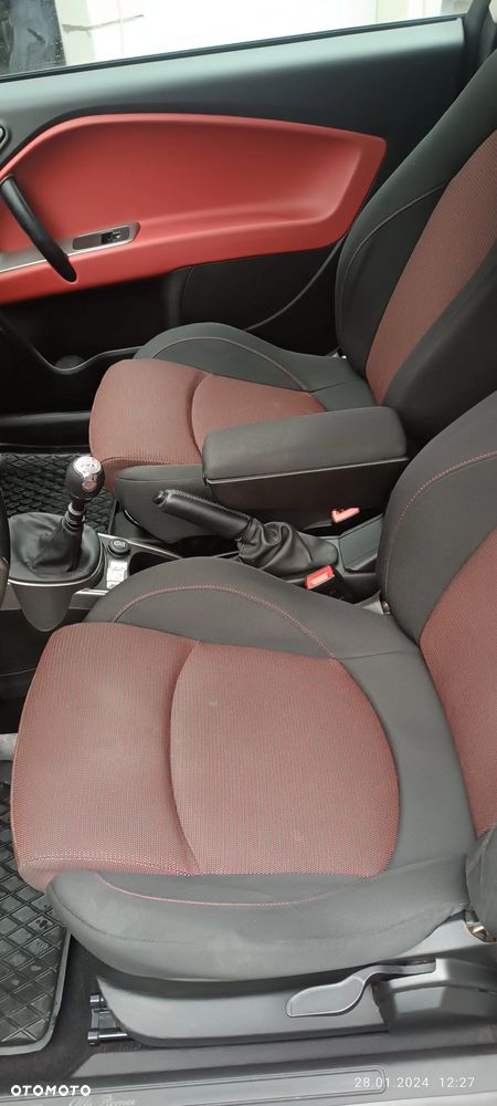 Alfa Romeo Mito 1.4 MultiAir Distinctive - 10