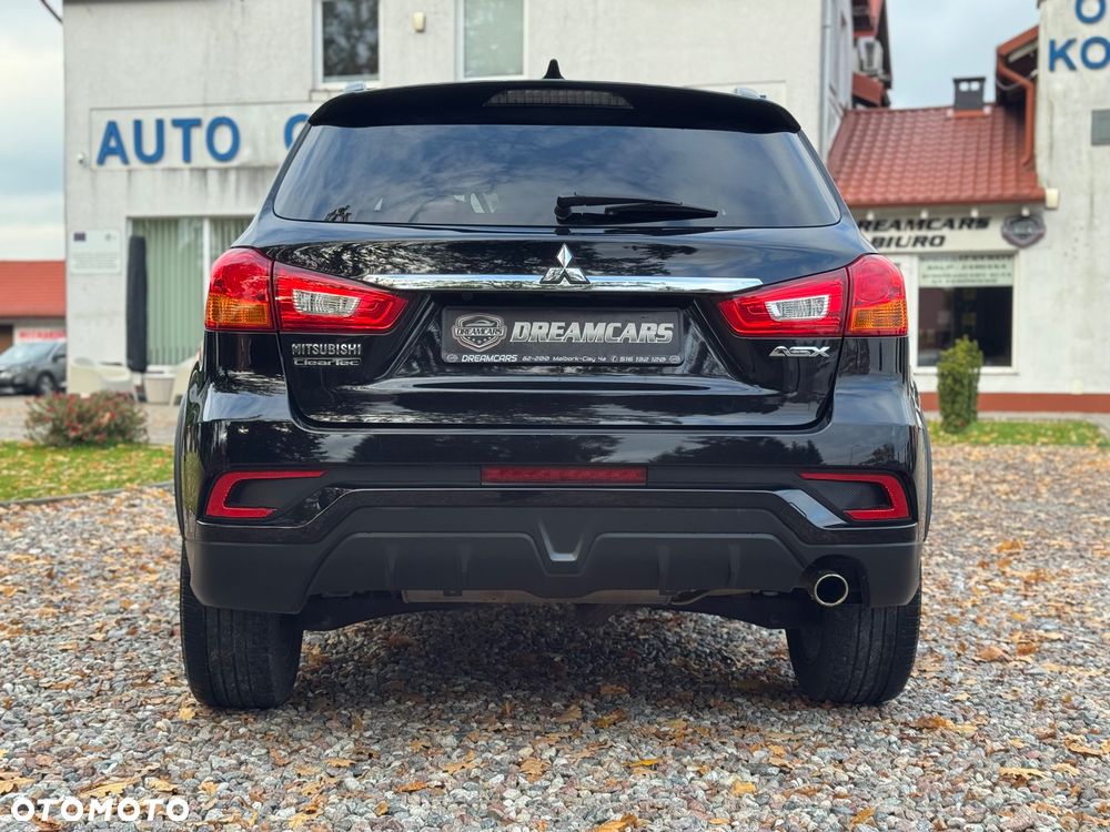 Mitsubishi ASX - 15
