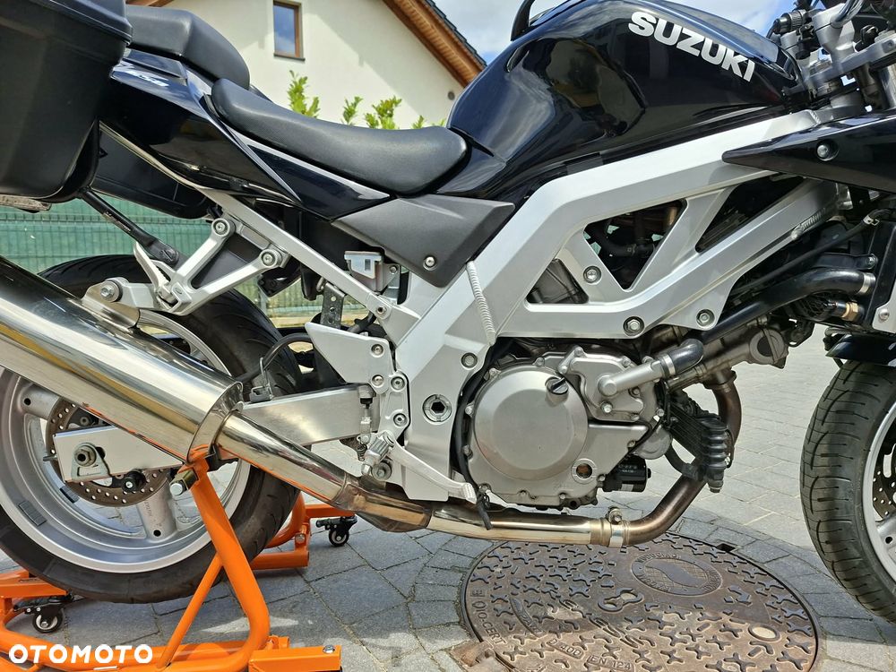 Suzuki SV - 13