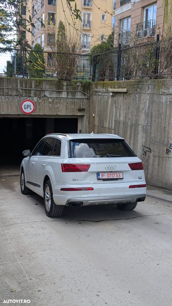 Audi Q7 3.0 TFSI Quattro Tip - 10