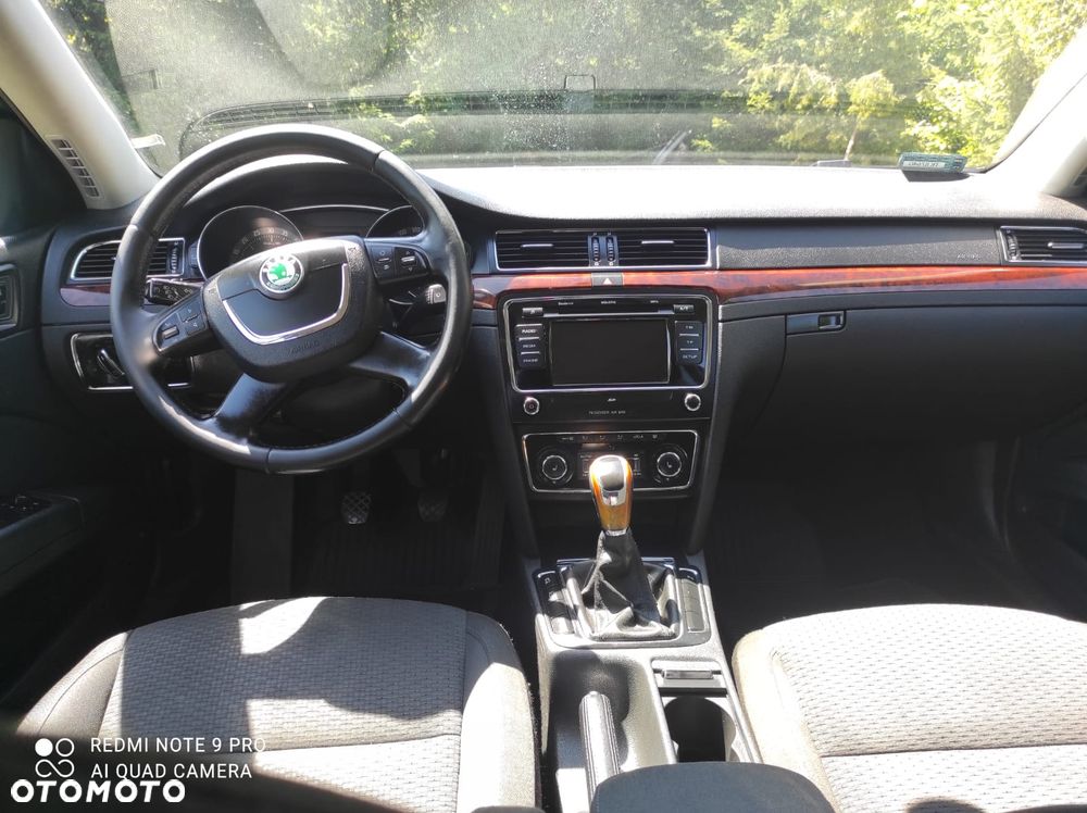 Skoda Superb 2.0 TDI Elegance - 8