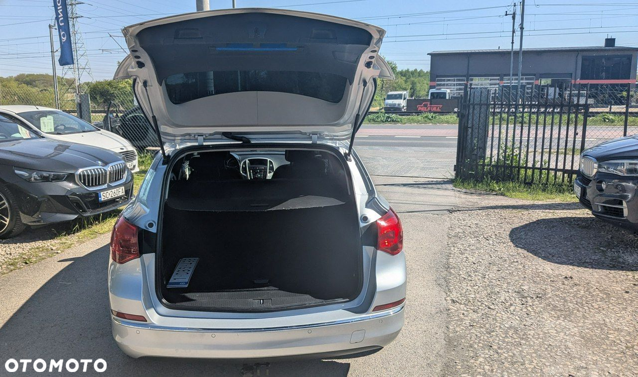 Opel Astra - 32
