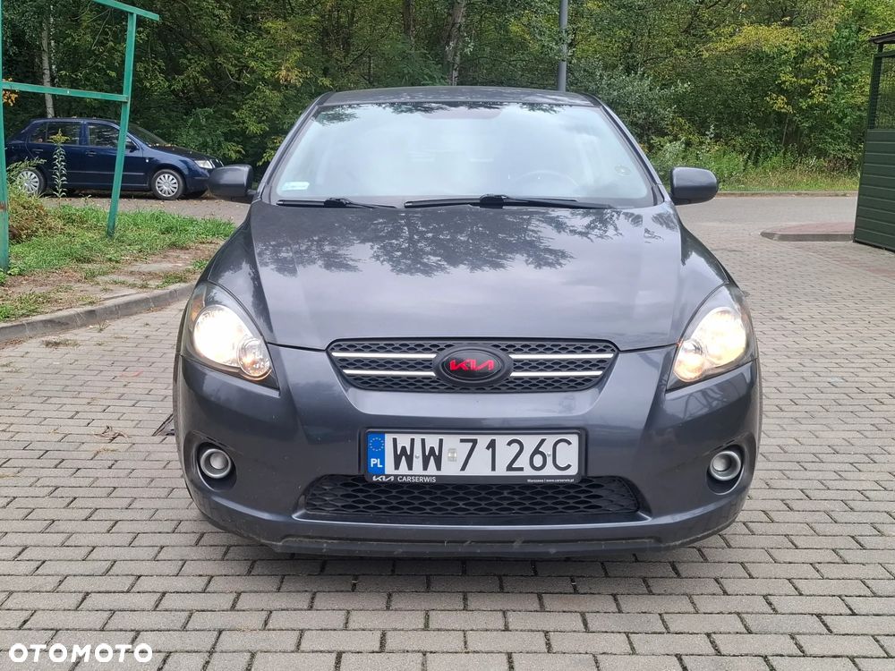 Kia Ceed - 5
