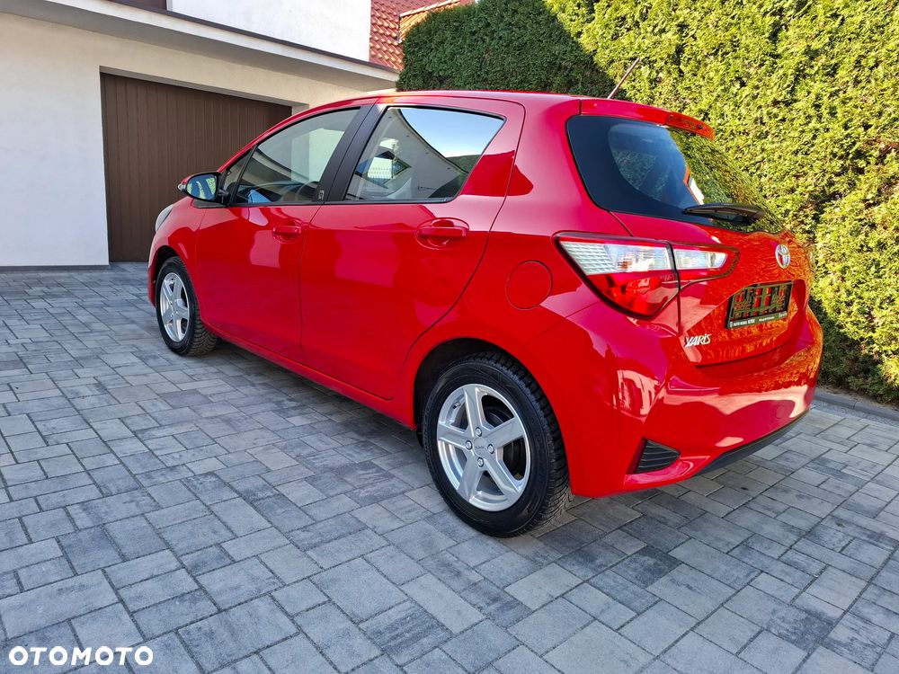 Toyota Yaris - 4