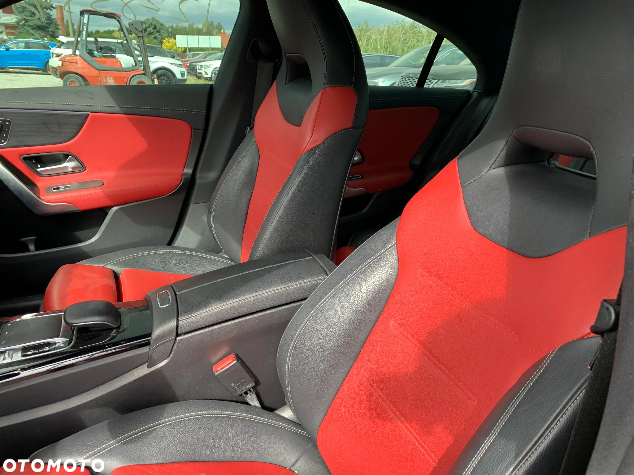 Mercedes-Benz CLA 250 4-Matic 7G-DCT - 15
