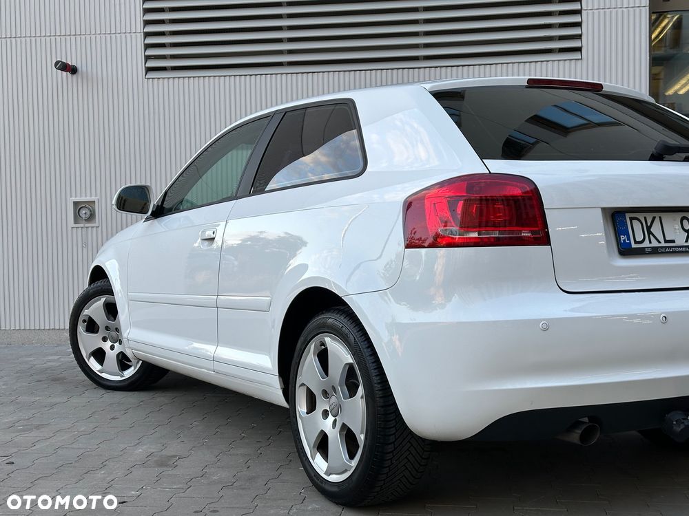 Audi A3 3-drzwiowe 1.6 TDI DPF Ambition - 16
