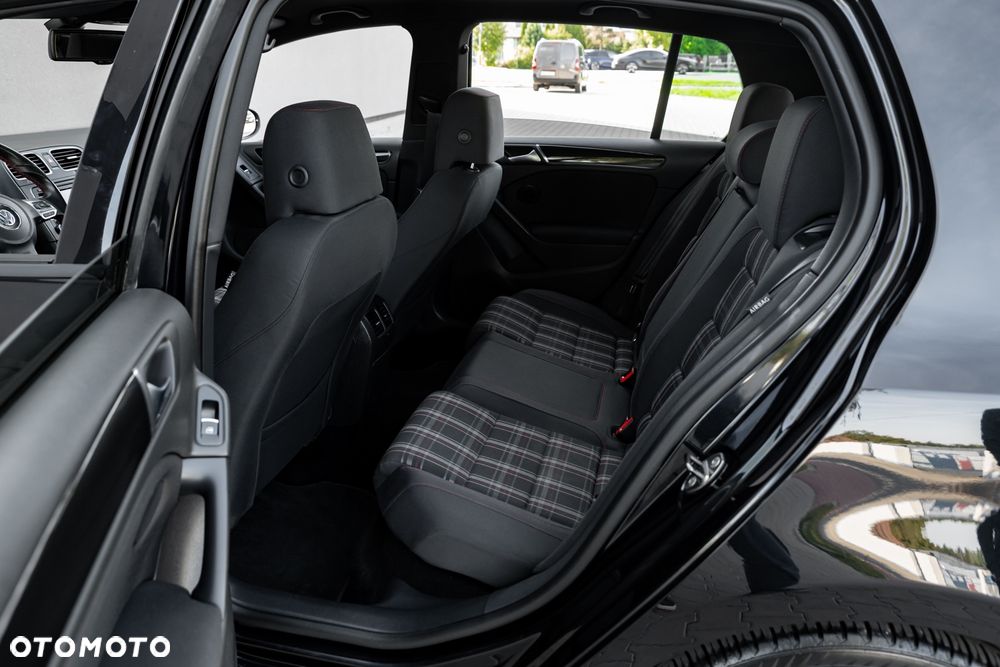 Volkswagen Golf 2.0 GTI - 20